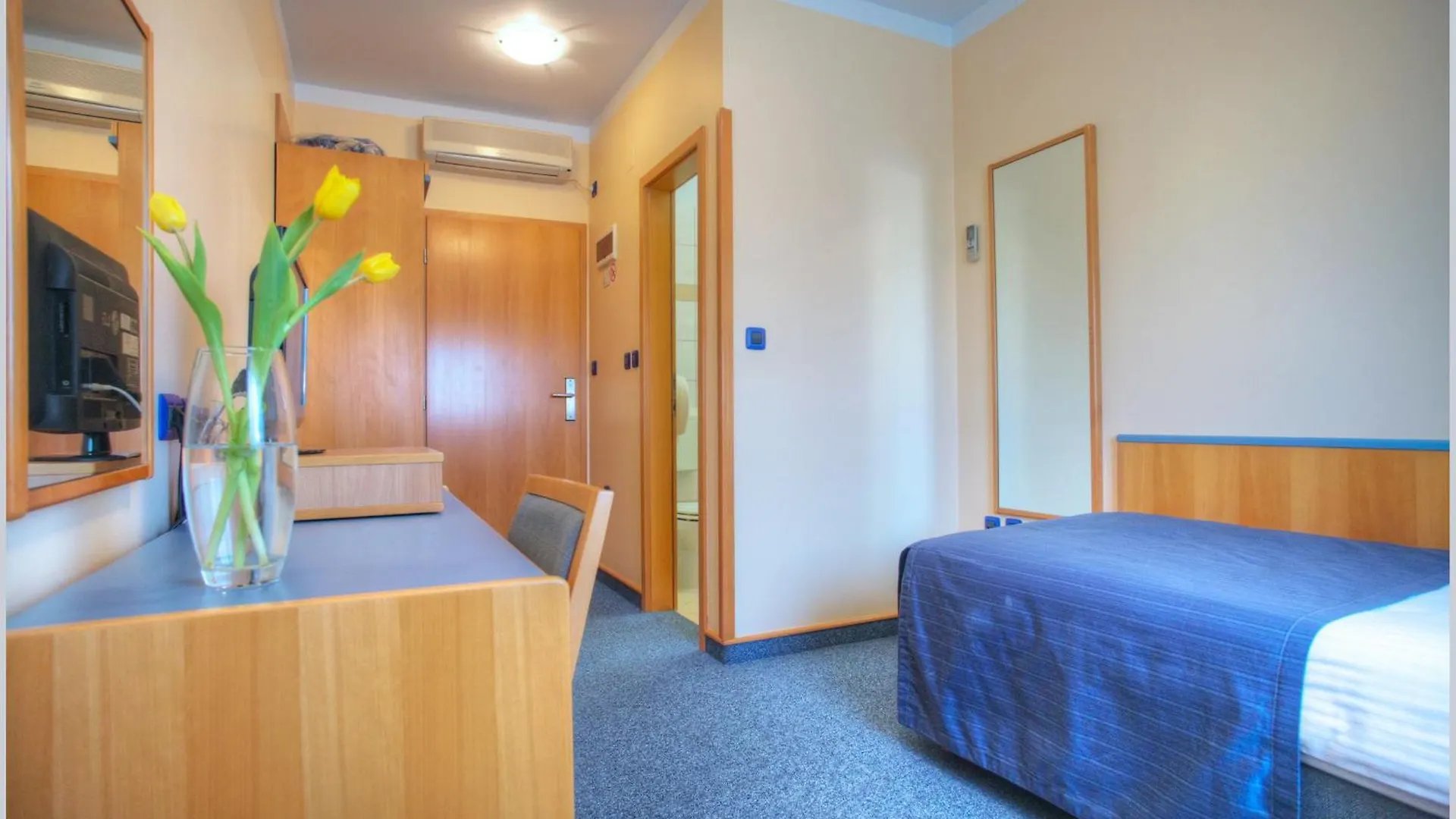 Guest Accomodation Tamaris Guest House Zadar 3*,