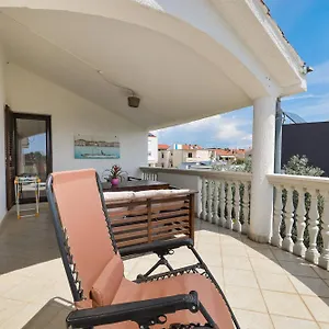 And A Ina Guest house