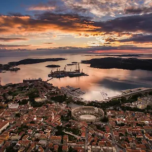 pula-city-center-accommodation.in-istria.net/